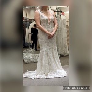 Wedding dress